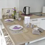 Stefi Njivice