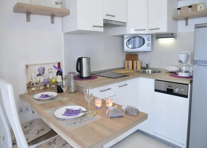 Stefi Apartment *