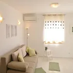 Stefi Apartamento Njivice
